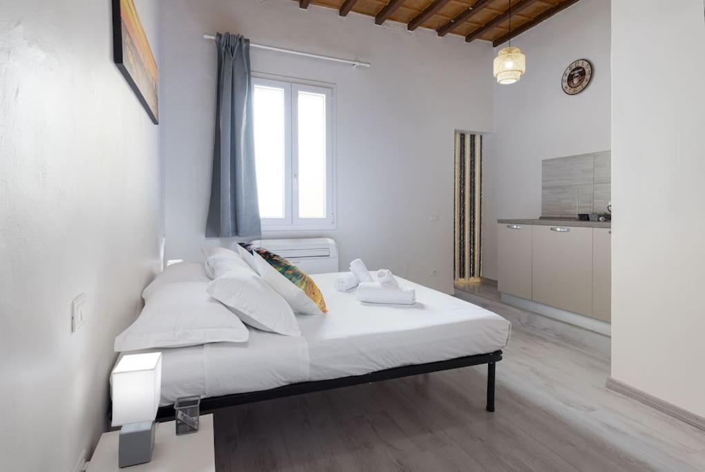Unyca - Santa Croce Cozy Apartment フィレンツェ エクステリア 写真