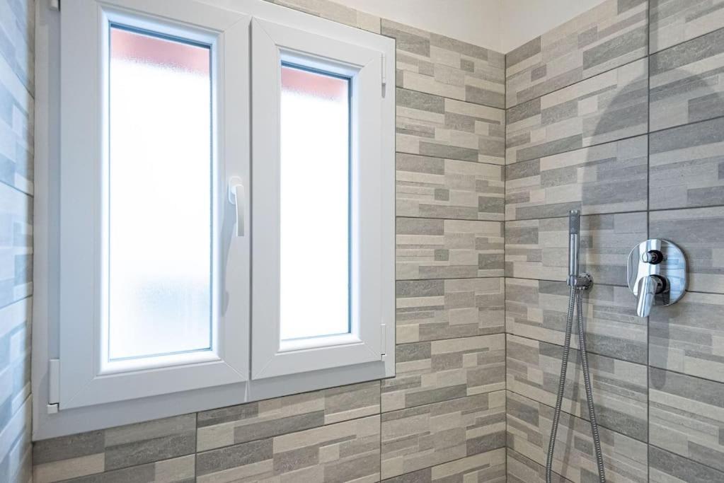 Unyca - Santa Croce Cozy Apartment フィレンツェ エクステリア 写真